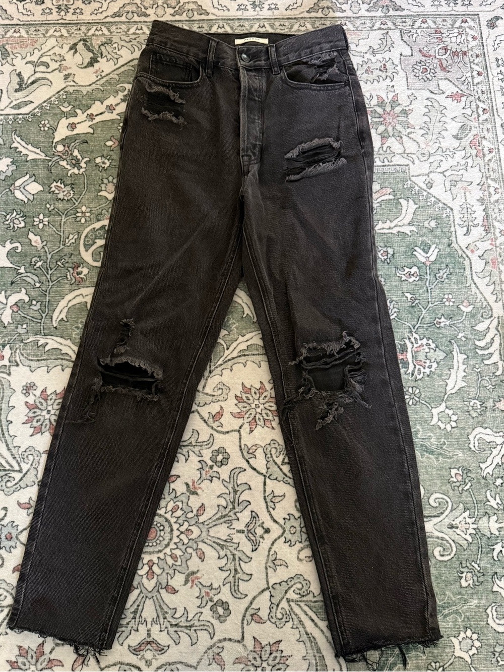 PacSun Distressed Black High-Rise Jeans